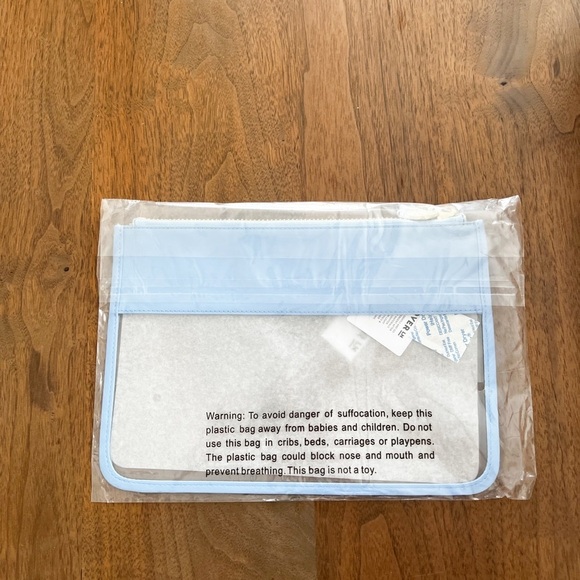 NWT STONEY CLOVER LN Plane Clear Flat Pouch in Blue - Picture 4 of 4
